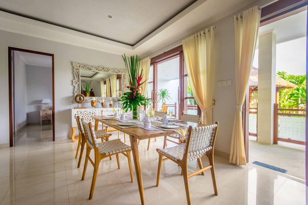 Golden-Palm-Cilla-Canggu-Dining-Room-1
